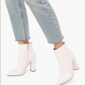 Justfab Rosamund Block Heeled Bootie